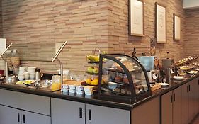 Radisson Hotel Portland Airport